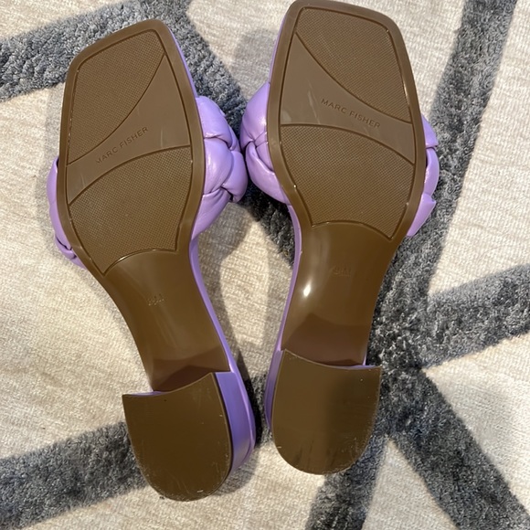 Worn once Marc Fisher lilac purple braided slides size 8.5 - Picture 3 of 3